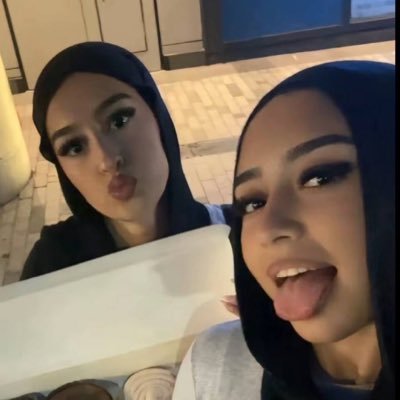 sluttymuslimah's profile picture