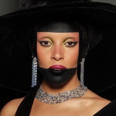 AMALA CRAVE's profile picture