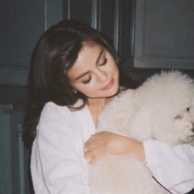 𝖬𝗈𝗈𝗇's profile picture