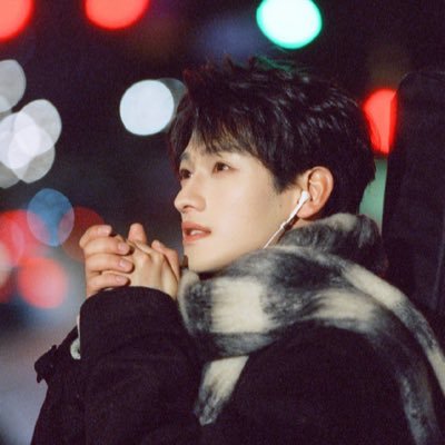 𝐿.'s profile picture