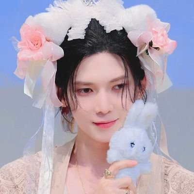 Holly Noel ♡☆♡ Legacy 🎀 | 13.6k's profile picture