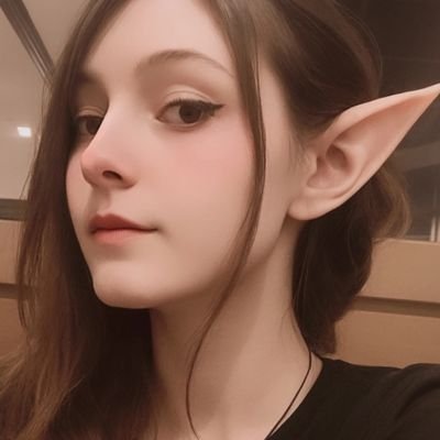 Alice Lys 🏳️⚧️'s profile picture