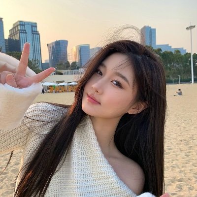zriella lavanya's profile picture
