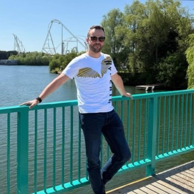 LewisJ 👁️'s profile picture