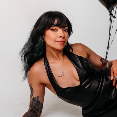 AileenSenpai 🦋✨'s profile picture