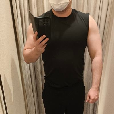 ZELTcQiXbOud7pU's profile picture