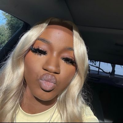 T♡'s profile picture