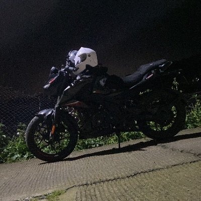 charlyxzz's profile picture