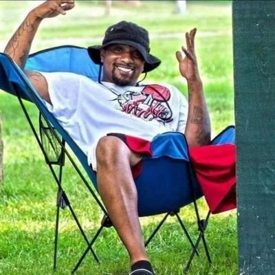 StandingOnLineage🇺🇲's profile picture