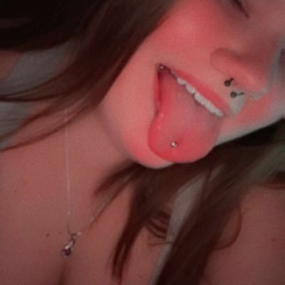 Cherri2723's profile picture