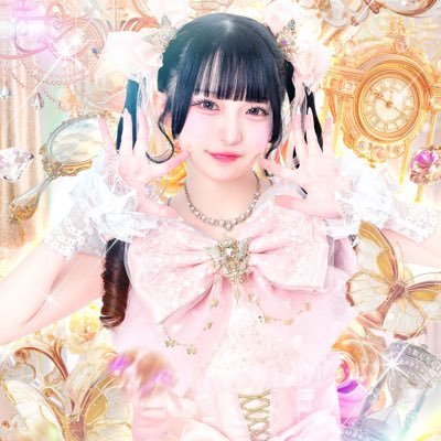 望月もも(PrettyChuu)'s profile picture