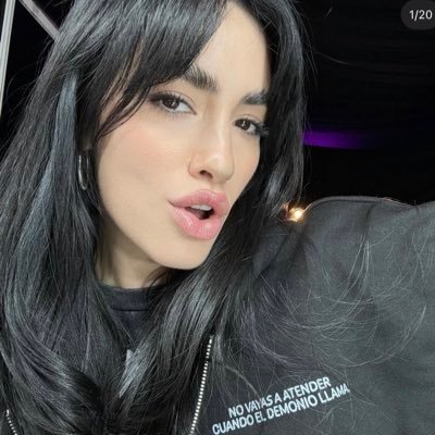 ♱'s profile picture