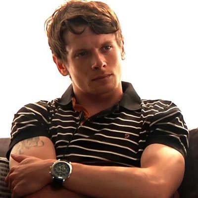 jack o’connell’s left pinky's profile picture