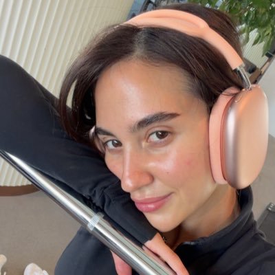 ِ's profile picture