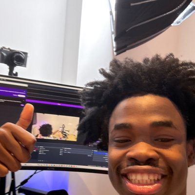 Azeez's profile picture
