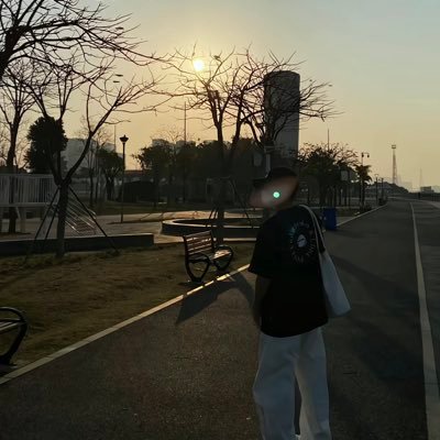 shubao98's profile picture