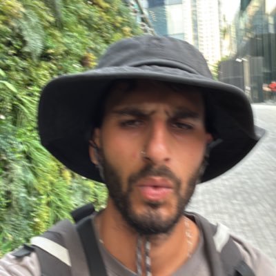 עמית (שטח פרסום זה להשכרה)'s profile picture
