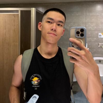 fqeec's profile picture