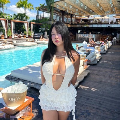 Ally ducky's profile picture