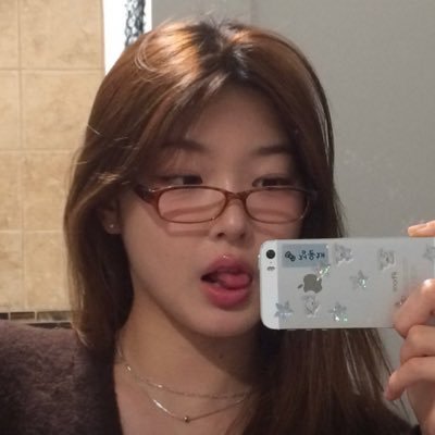 shortsnsour's profile picture
