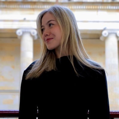 LauraCVargas96's profile picture