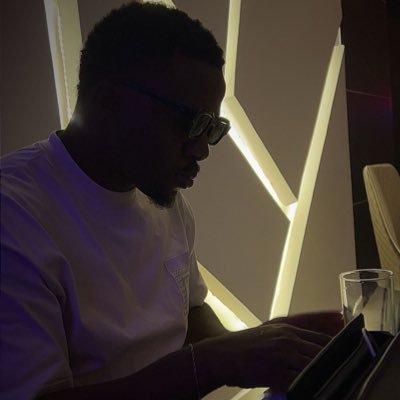 Fakaika๐ฆ
's profile picture