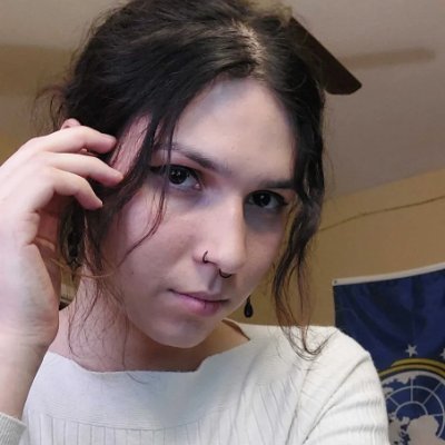 ashlee! COMMS OPEN's profile picture