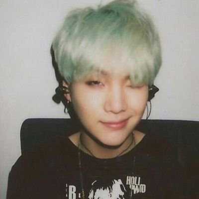 YJTWINK's profile picture