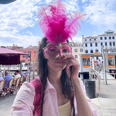 H_H's profile picture