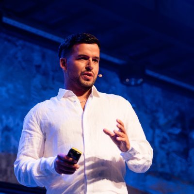 Sacha | JournoFinder.com's profile picture