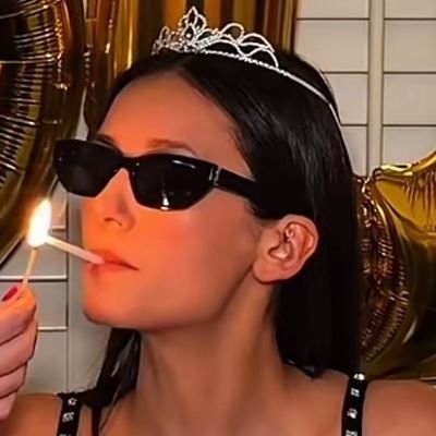 bella's profile picture