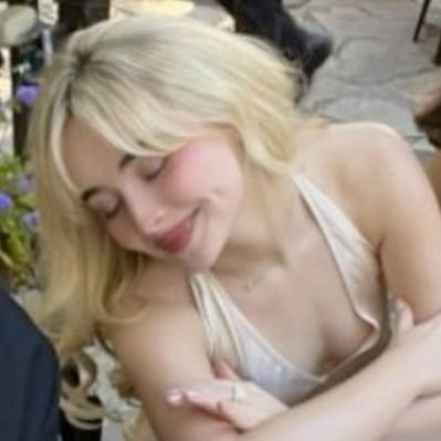 clara ★'s profile picture
