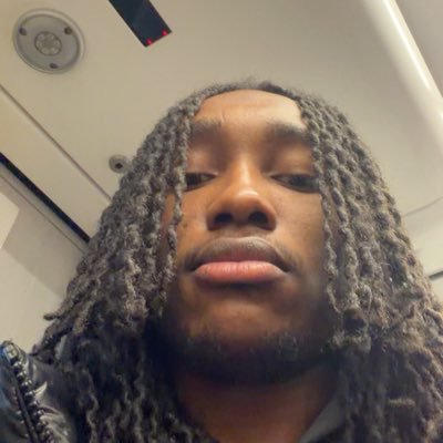 L 🇯🇲🇧🇧's profile picture