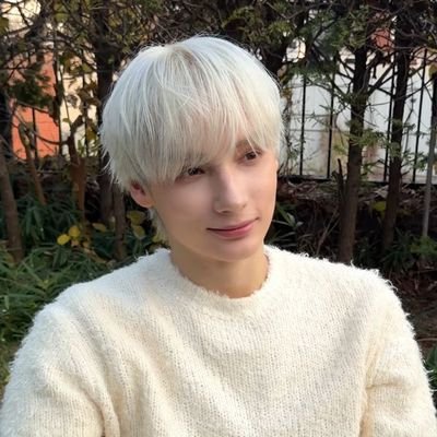 eloquestlydae's profile picture