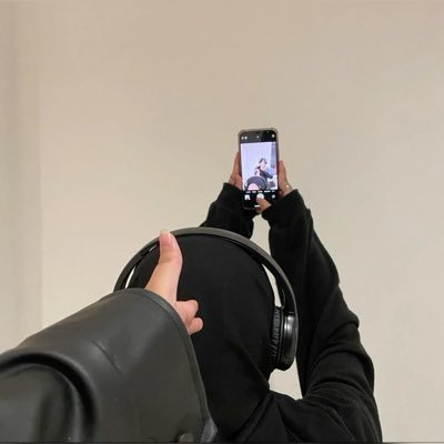 alinakshf's profile picture