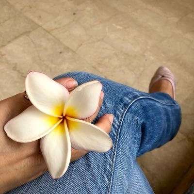 SrinagarGirl's profile picture