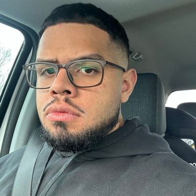 WishYouLuckk's profile picture