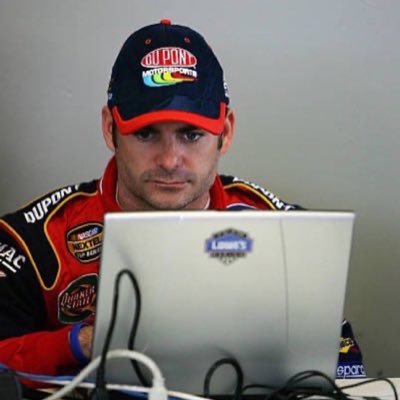 samh8876's profile picture