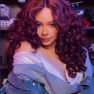 Leon’s Lover🌹's profile picture