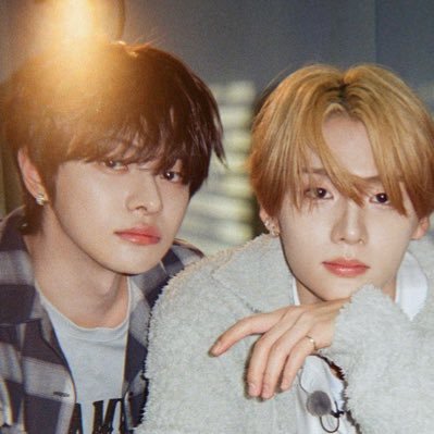 렝원 아카이브's profile picture