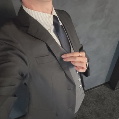 lie_handmodel's profile picture