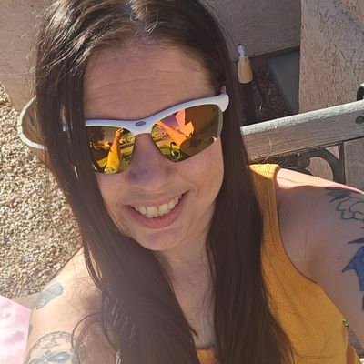 PrettyLady19888's profile picture