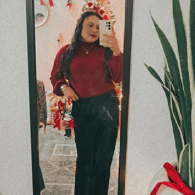 𝓕𝓪𝓽𝓲𝓶𝓪 🥬👑💜's profile picture