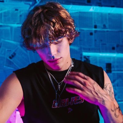 𝙳𝚊𝚒𝚕𝚢 𝕍's profile picture