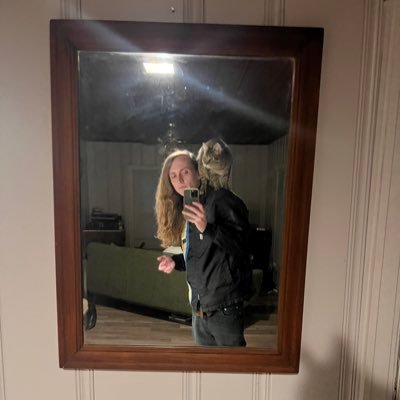 d𐔖mvan (official)'s profile picture