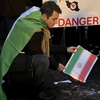 Pahlaviade's profile picture