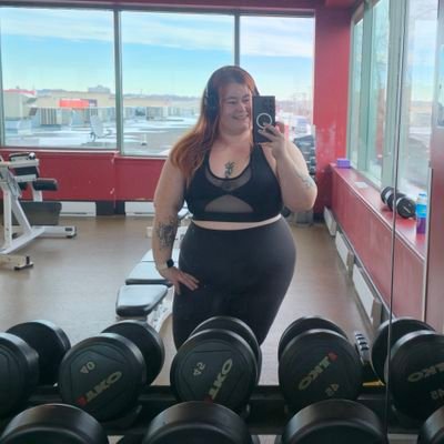 Sera 💦 𝙉𝙚𝙬𝙡𝙮 𝙤𝙣 𝙛𝙖𝙣𝙨𝙡𝙮 😈's profile picture