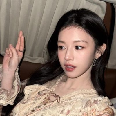 9's profile picture