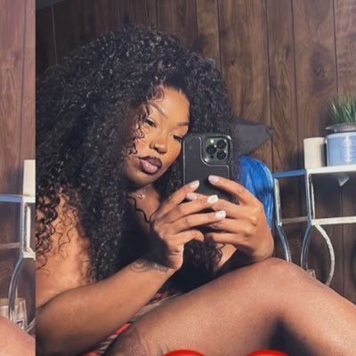 BIGFINENAE👅's profile picture