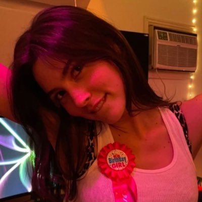 lu | #1 full machine fan's profile picture